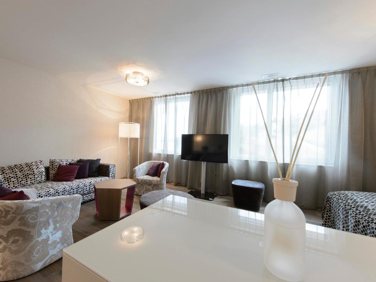 Hotel-Restaurant-Schifflaende Birrwil ภายนอก รูปภาพ